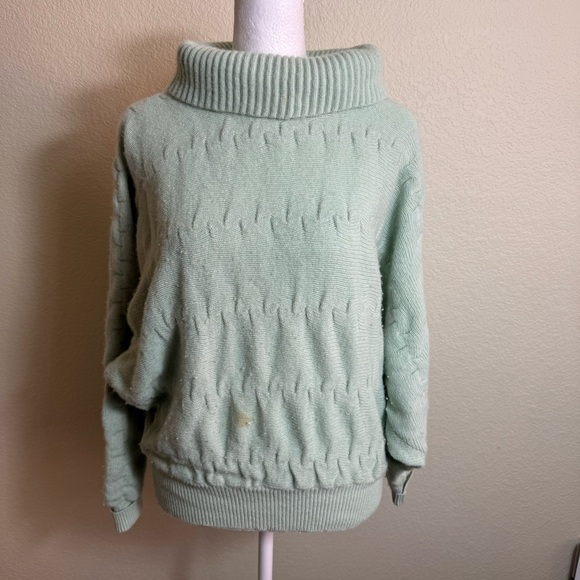 Benetton Women's Sweater Size 46 (14) Light Green Wool/Angora Blend‎ Cowl Neck - Picture 1 of 9